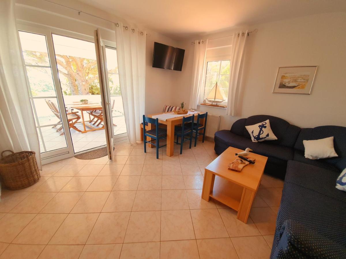 Villa Lucija Rab Town Exterior photo