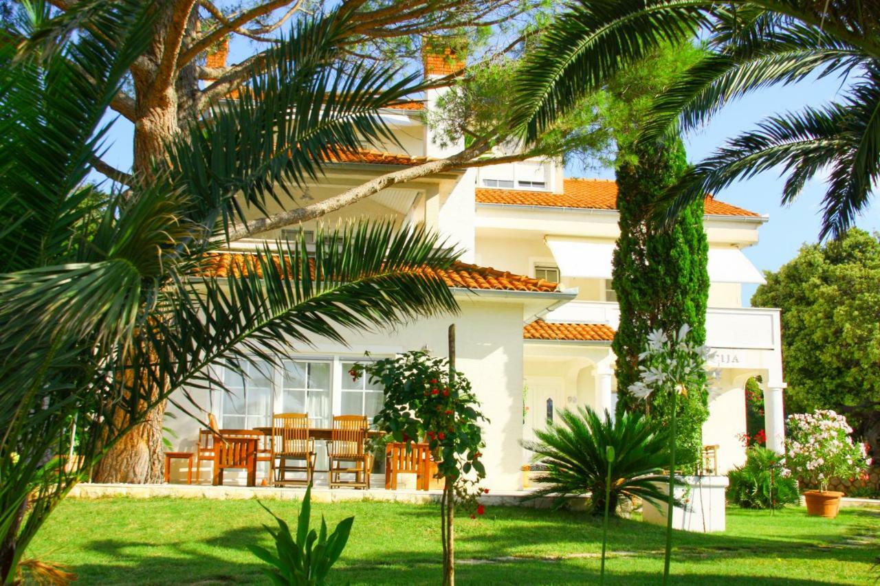 Villa Lucija Rab Town Exterior photo